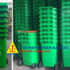 thùng rác nhựa 240 lít, thùng rác nắp kín cỡ lớn, Thùng rác đại 240L nắp đậy, thùng đựng rác nắp đậy 240l, thùng rác nhựa 240l có bánh xe, thùng rác loại lớn có bánh xe, thùng rác nắp kín công cộng, thùng rác công cộng 240L