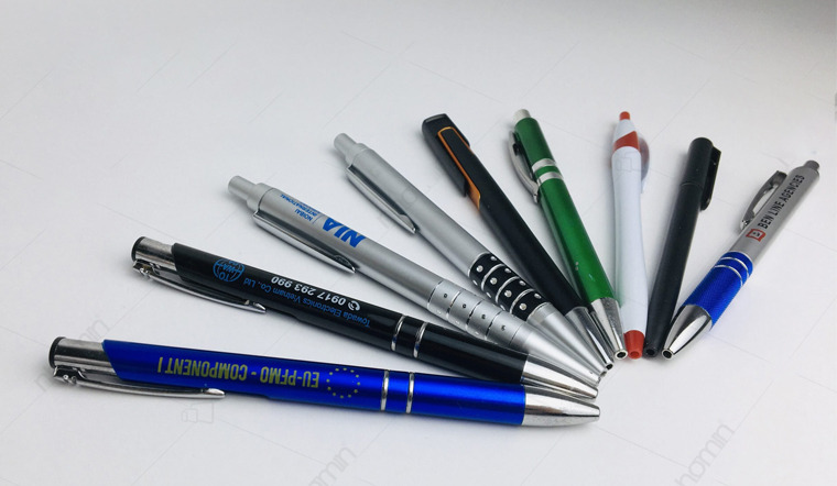 Một cây bút bi tốt không chỉ giúp bạn viết nhanh, viết nhiều mà còn giúp bạn viết chữ đẹp hơn