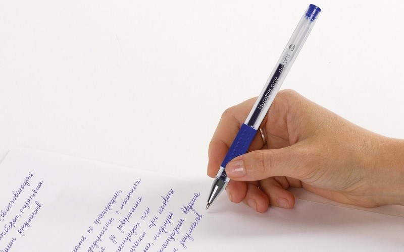 Luyện viết chữ đẹp bằng bút bi theo phương pháp viết liền mạch