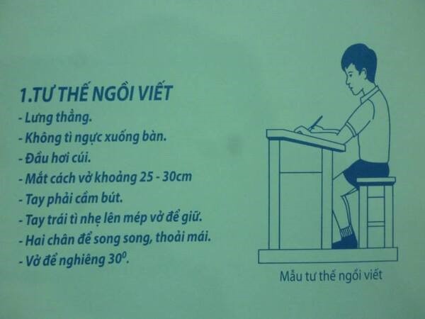 Chú ý tư thế cơ thể khi ngồi viết