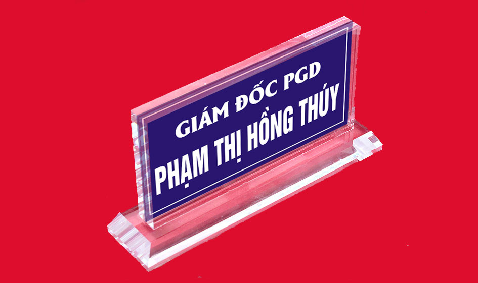 Ưu điểm của in bảng tên chức danh