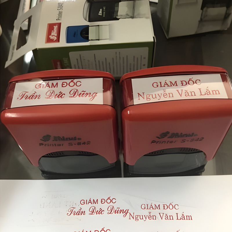 khac dau chuc danh giam doc nhanh