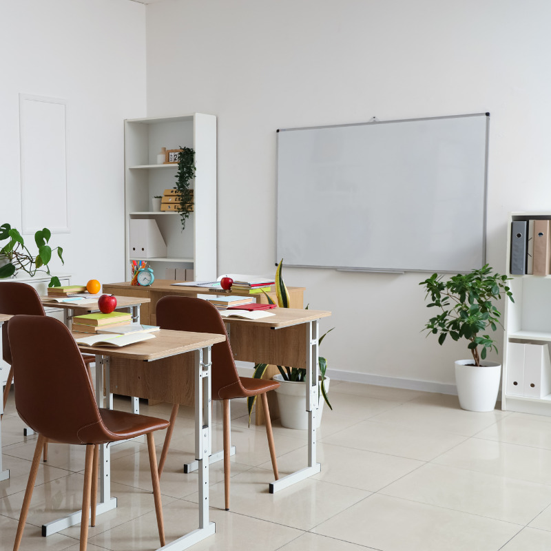 bang tu trang chong loi but 10