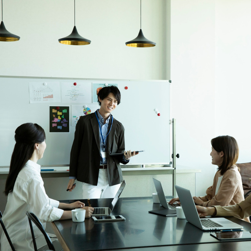 bang tu trang khung nhom 11