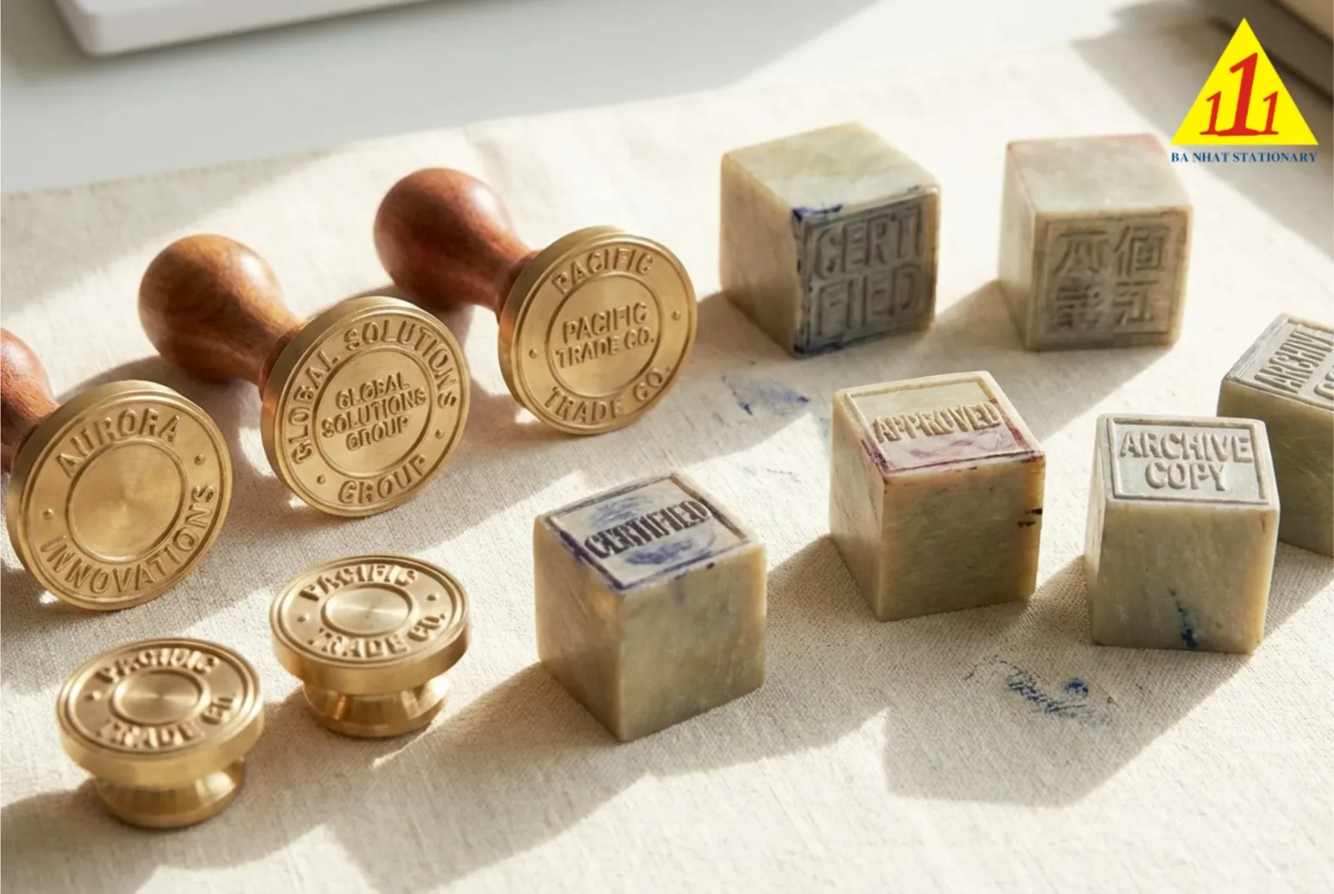 Địa chỉ khắc dấu quận Tân Bình cũ uy tín nhất 2026 11 bo suu tap con dau khac thu cong